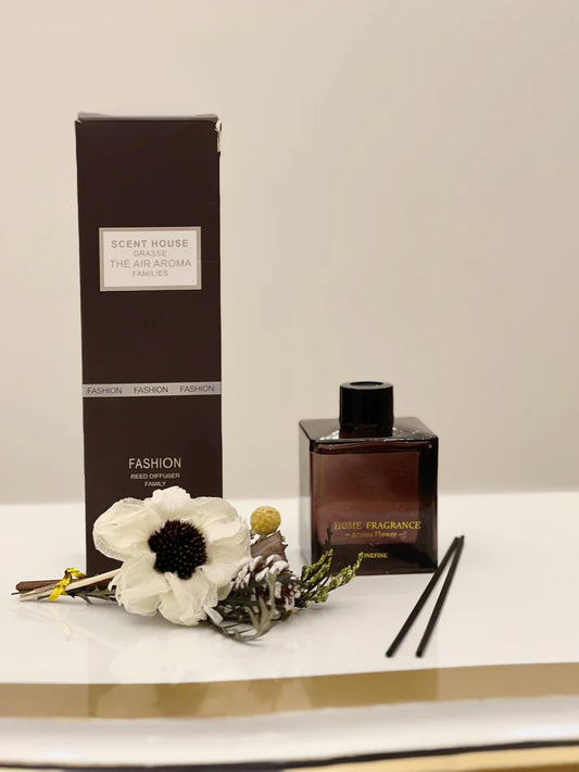 Home Fragrance Diffuser with Natural Elements