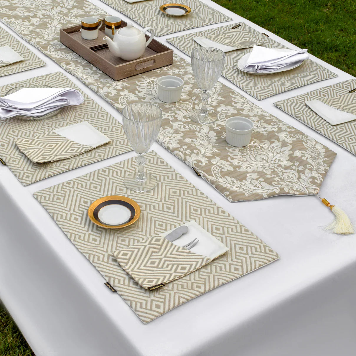 Table Runners and Table Mats